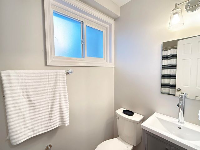 220 Sharon Road, West Lafayette, IN 47906