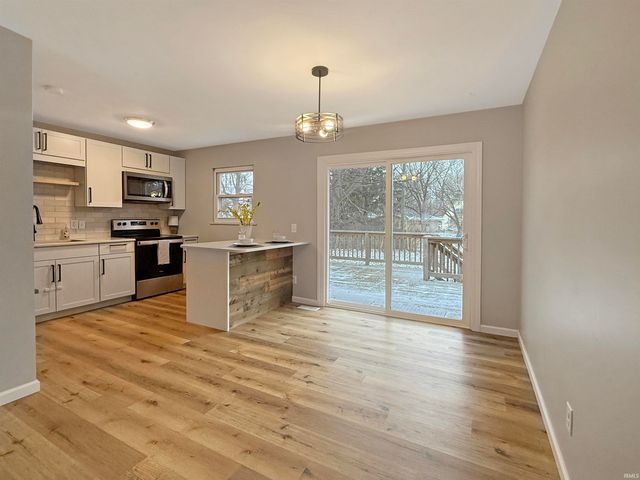 220 Sharon Road, West Lafayette, IN 47906