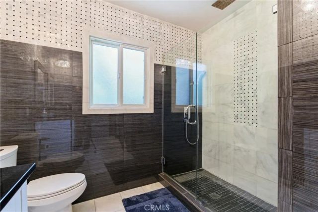 5836 Winnetka Avenue, Woodland Hills, CA 91367