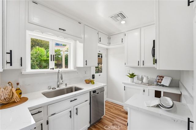 32021 & 32001 sunset Avenue, Laguna Beach, CA 92651