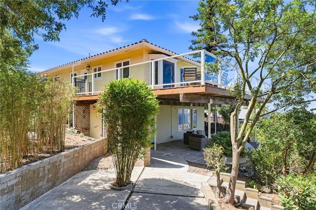 32021 & 32001 sunset Avenue, Laguna Beach, CA 92651