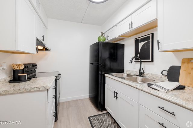 1030 S DOBSON Road OFC, Mesa, AZ 85202