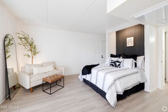 1030 S DOBSON Road OFC, Mesa, AZ 85202