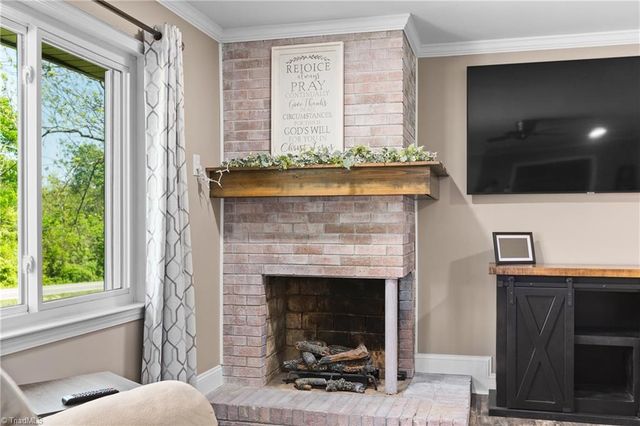 4015 N Main Street, High Point, NC 27265