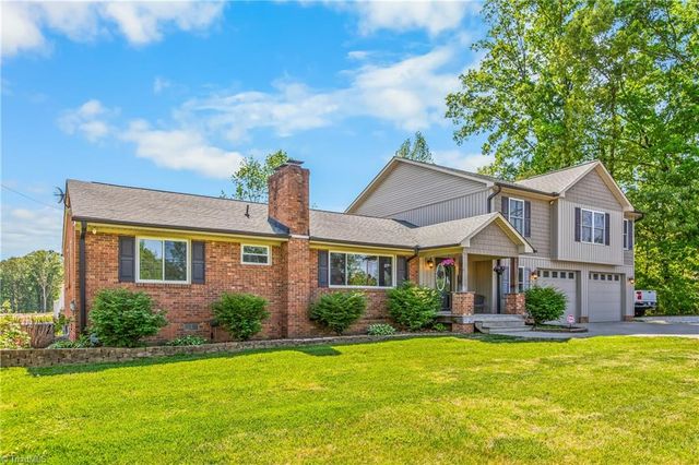 4015 N Main Street, High Point, NC 27265
