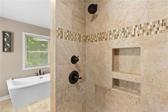 4015 N Main Street, High Point, NC 27265