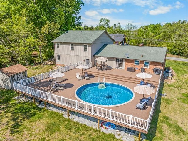 4015 N Main Street, High Point, NC 27265