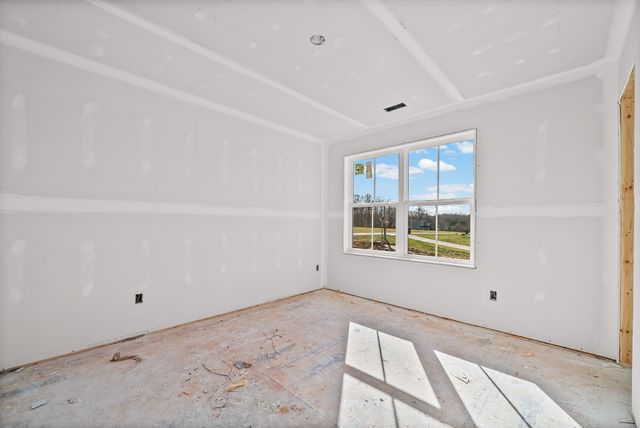 1307 Shady Grove Rd, Clarksville, TN 37043