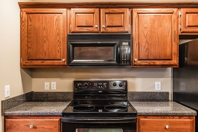120 Carrie Mae Cir, Portland, TN 37148