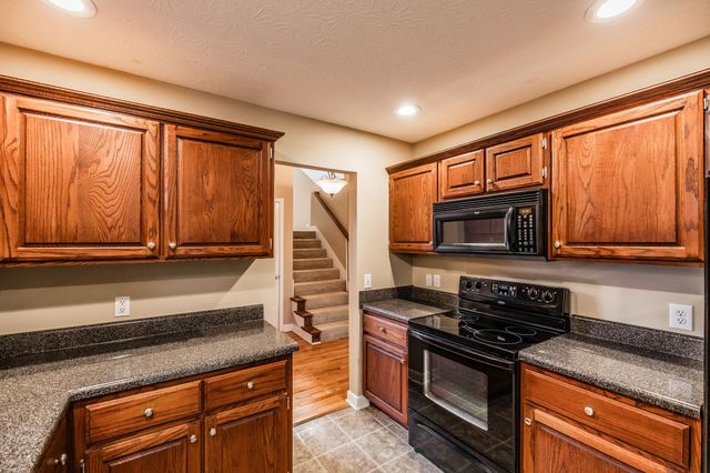 120 Carrie Mae Cir, Portland, TN 37148