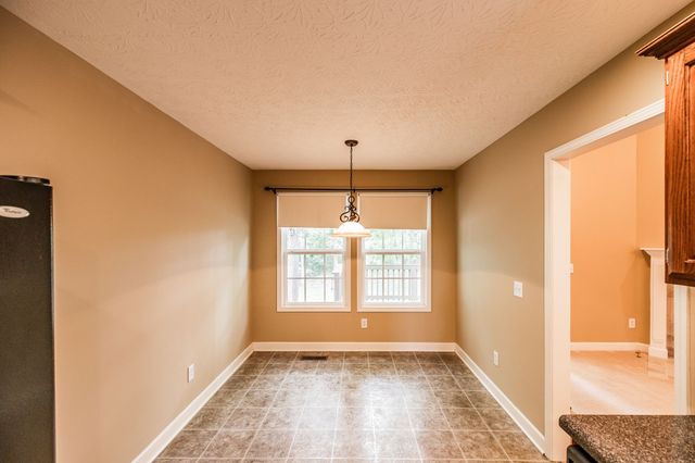 120 Carrie Mae Cir, Portland, TN 37148