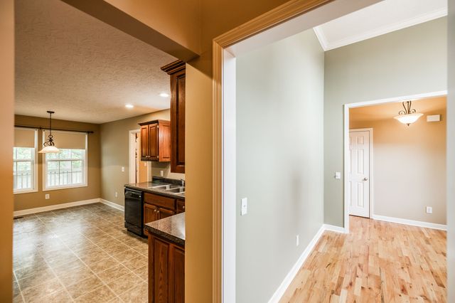 120 Carrie Mae Cir, Portland, TN 37148