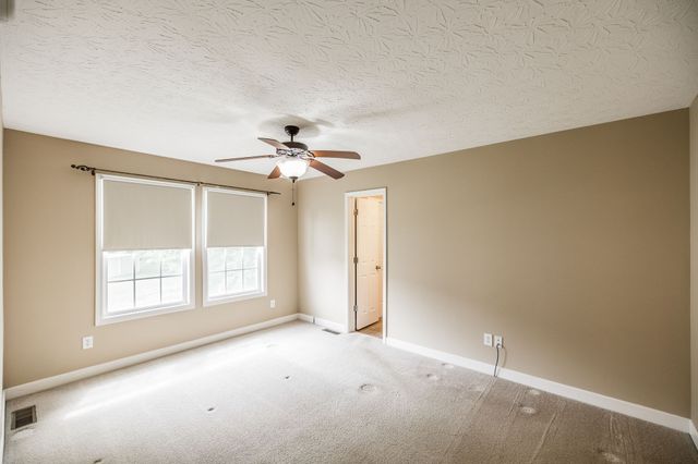 120 Carrie Mae Cir, Portland, TN 37148