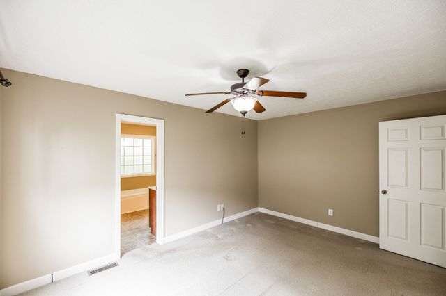 120 Carrie Mae Cir, Portland, TN 37148