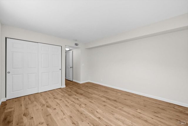 130 Longview Dr, Vacaville, CA 95687