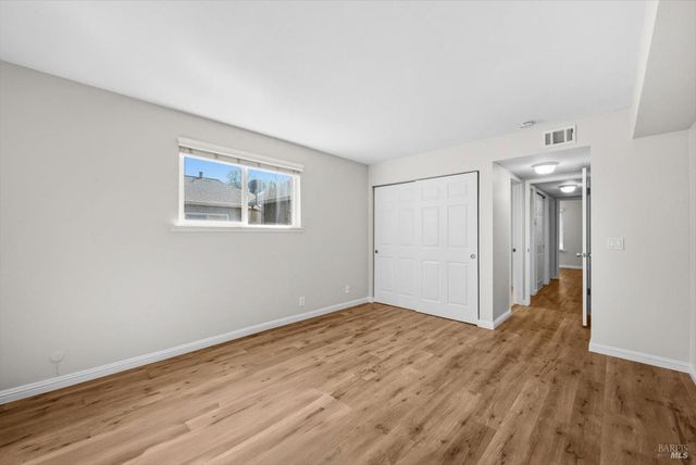 130 Longview Dr, Vacaville, CA 95687