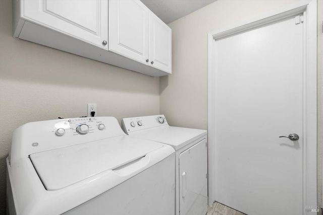 130 Longview Dr, Vacaville, CA 95687