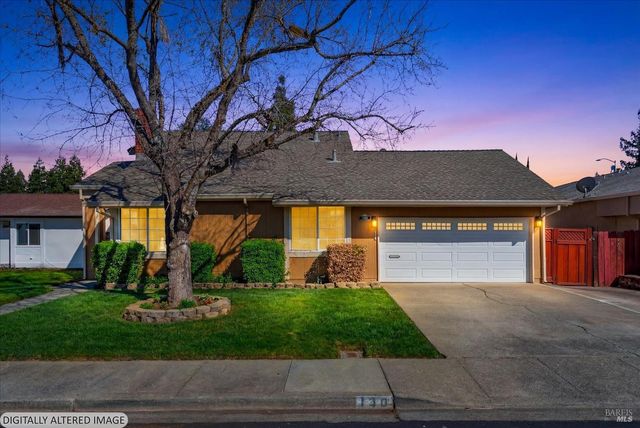 130 Longview Dr, Vacaville, CA 95687