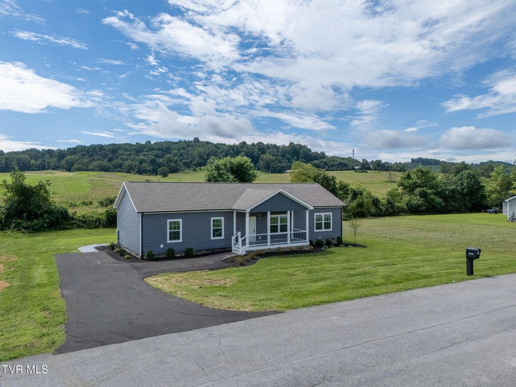 18339 Fortunes Way, Abingdon, VA 24210