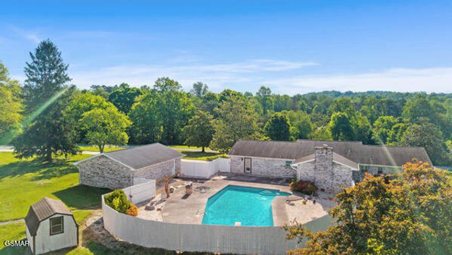 5208 John Hall Road, Knoxville, TN 37920