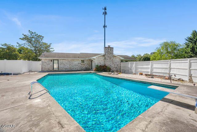 5208 John Hall Road, Knoxville, TN 37920