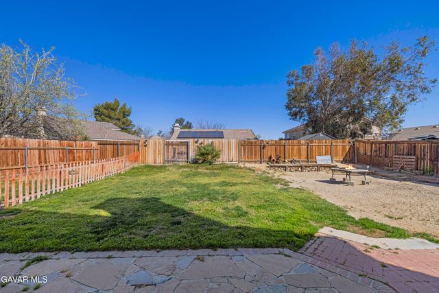 3019 Hildreth Court, Lancaster, CA 93535