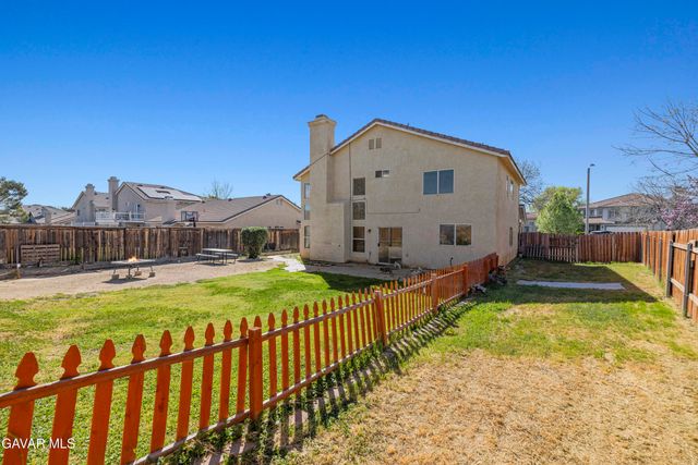 3019 Hildreth Court, Lancaster, CA 93535