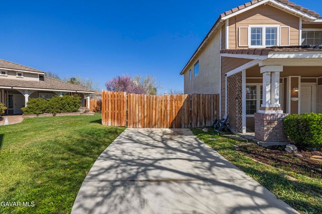 3019 Hildreth Court, Lancaster, CA 93535