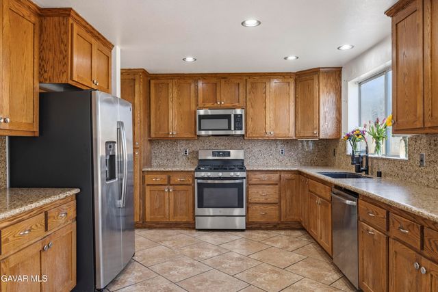 3019 Hildreth Court, Lancaster, CA 93535