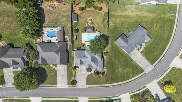 509 Thoroughbred Drive NW, Cleveland, TN 37312