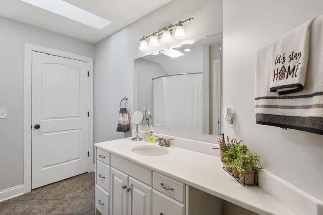 509 Thoroughbred Drive NW, Cleveland, TN 37312