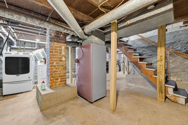 153 Otrobando Avenue, Norwich, CT 06360