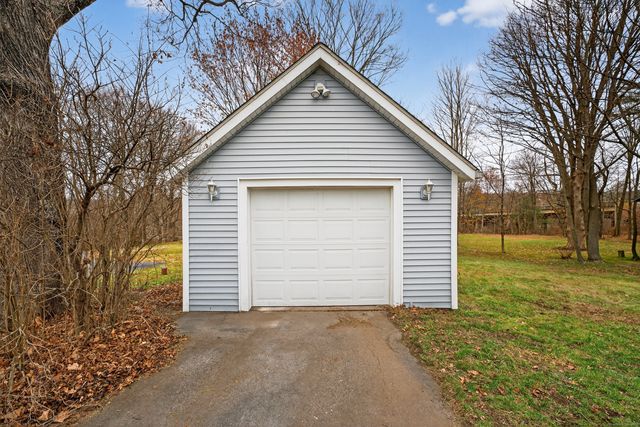 153 Otrobando Avenue, Norwich, CT 06360