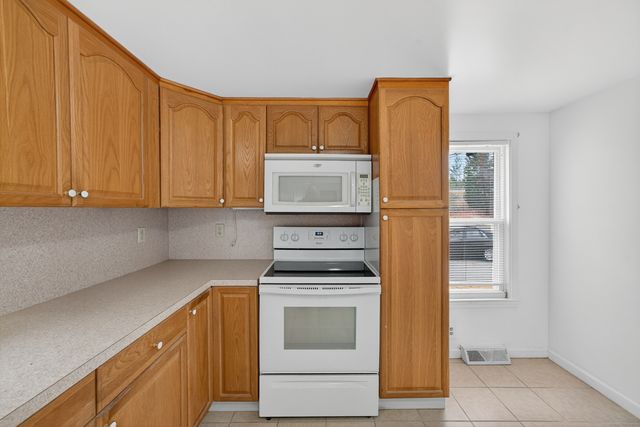 153 Otrobando Avenue, Norwich, CT 06360