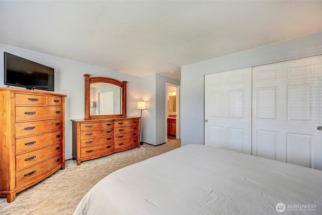 29707 32nd Place S, Auburn, WA 98001