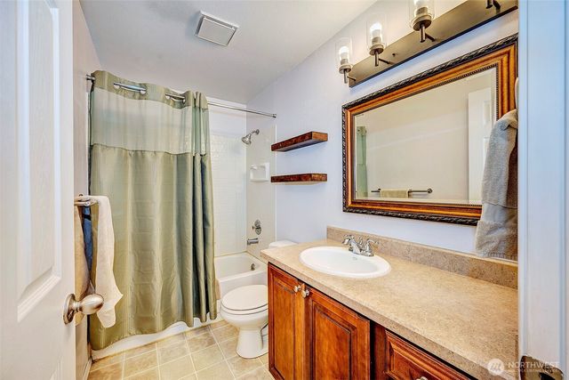 29707 32nd Place S, Auburn, WA 98001