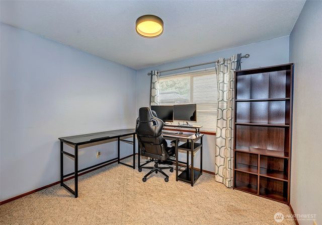 29707 32nd Place S, Auburn, WA 98001