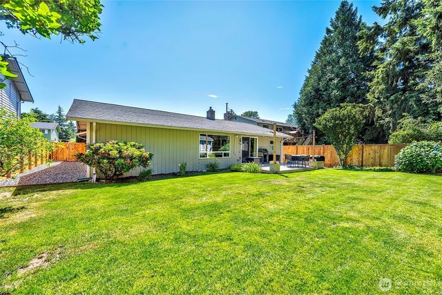 29707 32nd Place S, Auburn, WA 98001