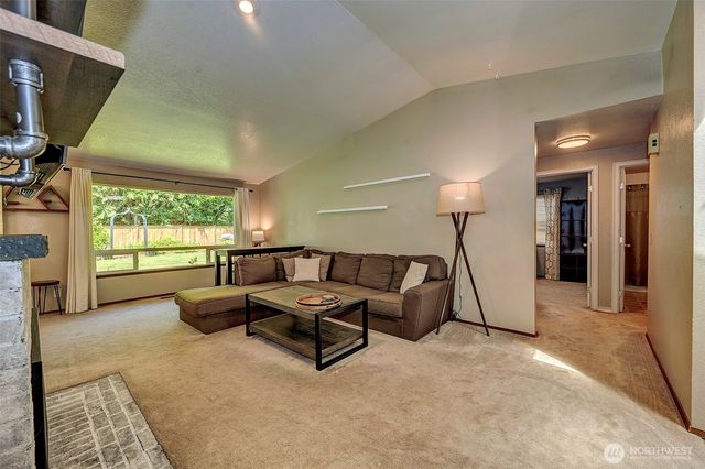 29707 32nd Place S, Auburn, WA 98001