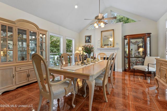 3200 Magnolia Lane, Ocean Springs, MS 39564