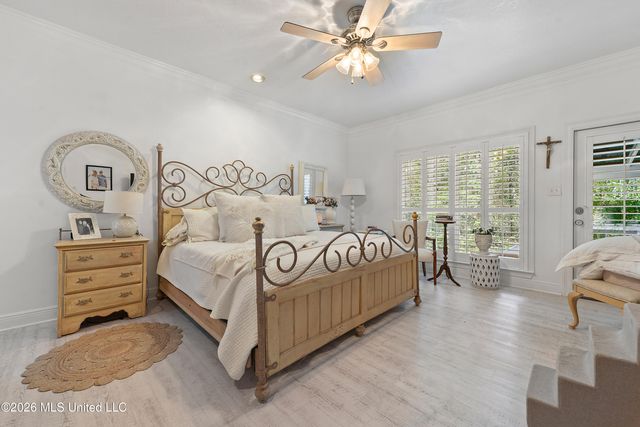 3200 Magnolia Lane, Ocean Springs, MS 39564