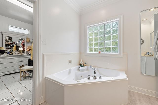 3200 Magnolia Lane, Ocean Springs, MS 39564