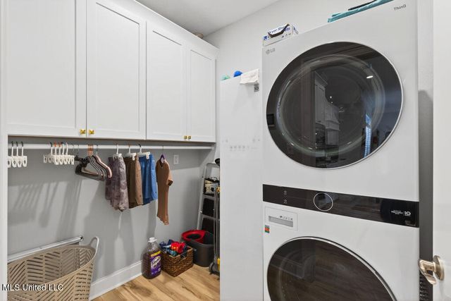 8906 Seaman Road, Vancleave, MS 39565