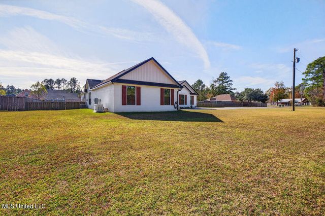 8906 Seaman Road, Vancleave, MS 39565