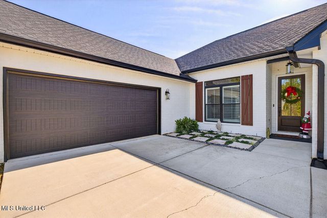 8906 Seaman Road, Vancleave, MS 39565