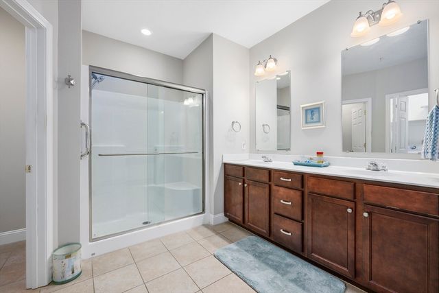 118 Grey Hawk Dr 118, Mashpee, MA 02649