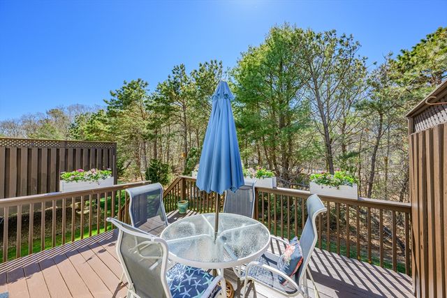 118 Grey Hawk Dr 118, Mashpee, MA 02649