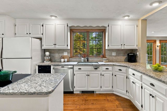 9 Spearfield Lane, Lynnfield, MA 01940