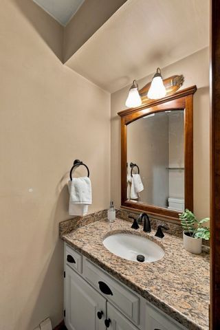 9 Spearfield Lane, Lynnfield, MA 01940