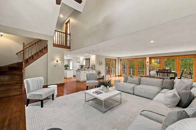 9 Spearfield Lane, Lynnfield, MA 01940